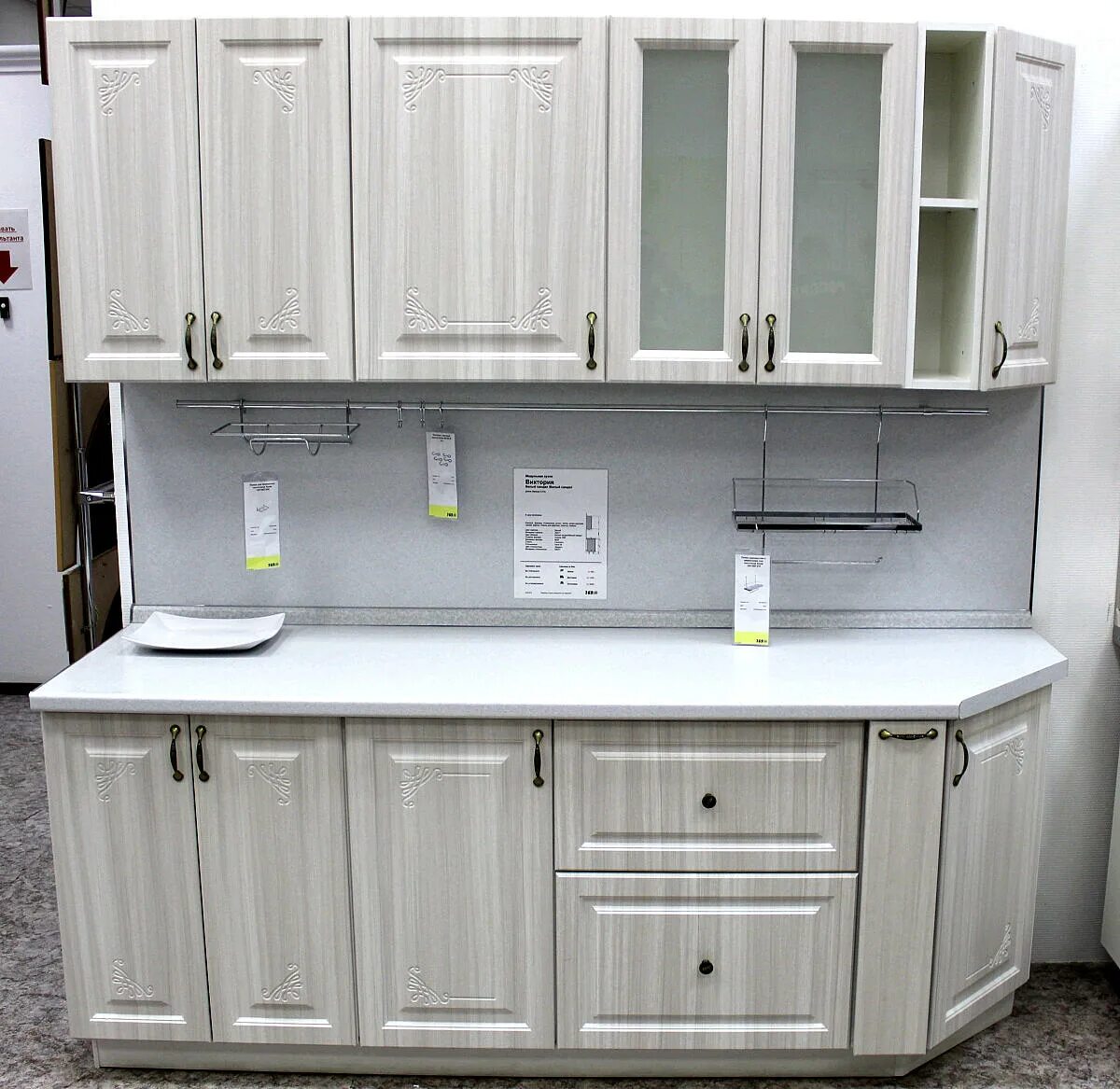 Кухонный гарнитур юлия сандал белый фото Кухня юлия стендмебель сандал белый (69 фото) " НА ДАЧЕ ФОТО