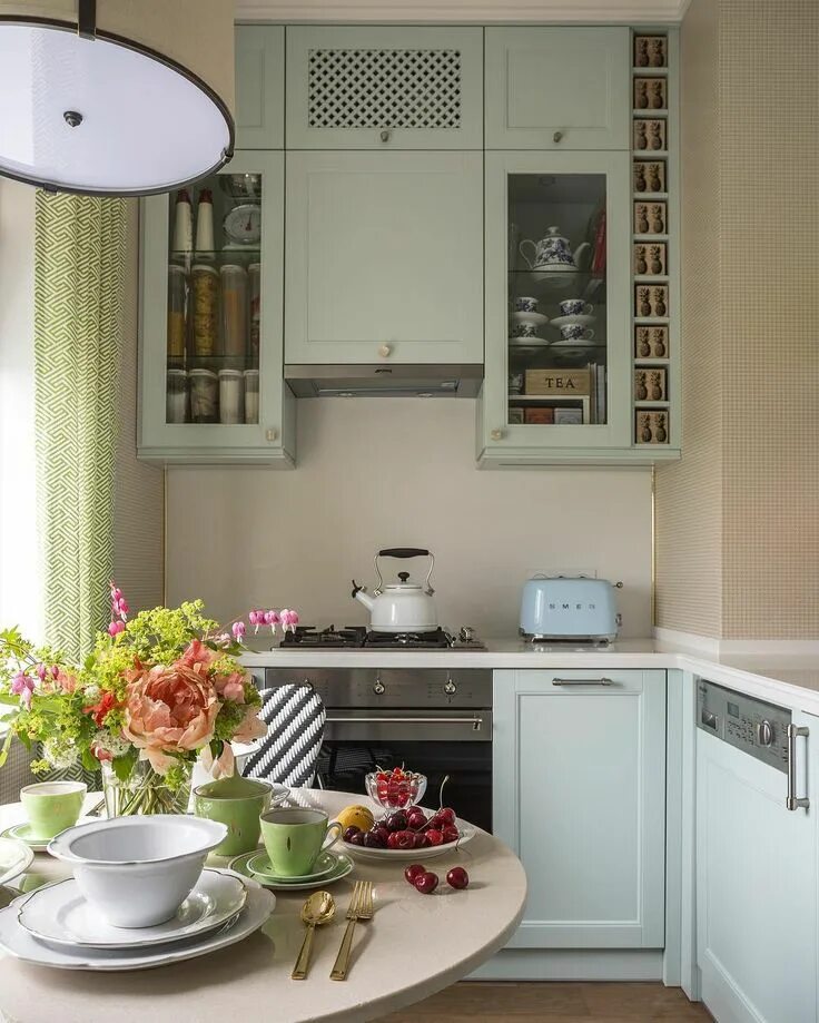 Кухонный интерьер для маленькой 1,593 отметок "Нравится", 83 комментариев - Ольга (@o_zaretskih) в Instagram: "М