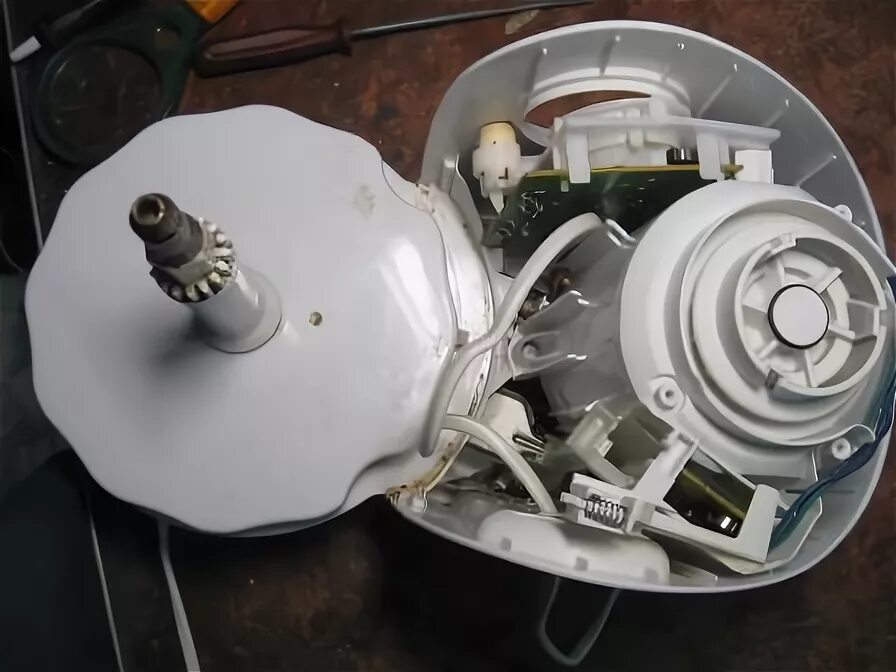 Кухонный комбайн ремонт своими руками Кухонный комбайн PHILIPS HR 7735-как его разобрать