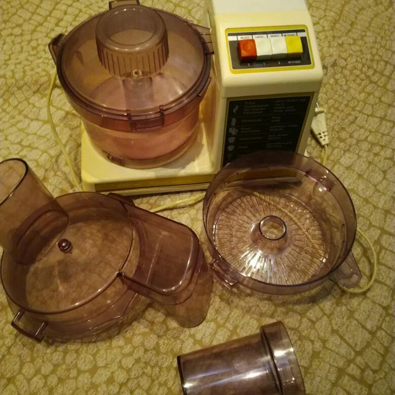 Кухонный комбайн ссср фото Кухонный комбайн СССР - купить в Омске, цена 1 500 руб., продано 8 июля 2019 - И