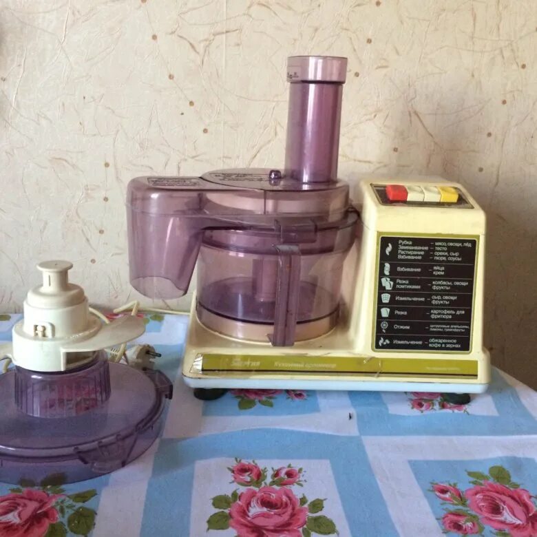 Кухонный комбайн ссср фото Кухонный комбайн - купить в Ярославле, цена 500 руб., продано 22 октября 2018 - 