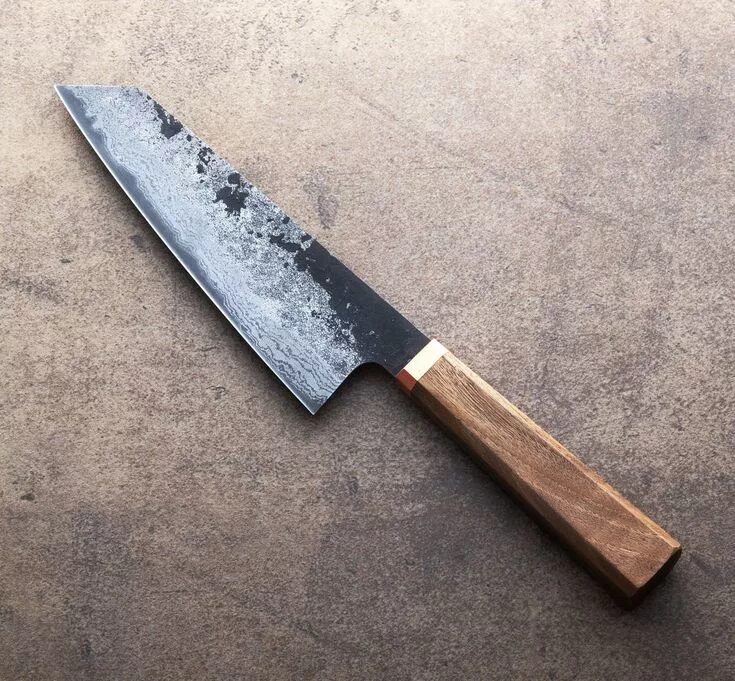 Кухонный нож ручной работы фото Blenheim Santoku 180mm, a custom chef knife handmade in Peckham, South London by