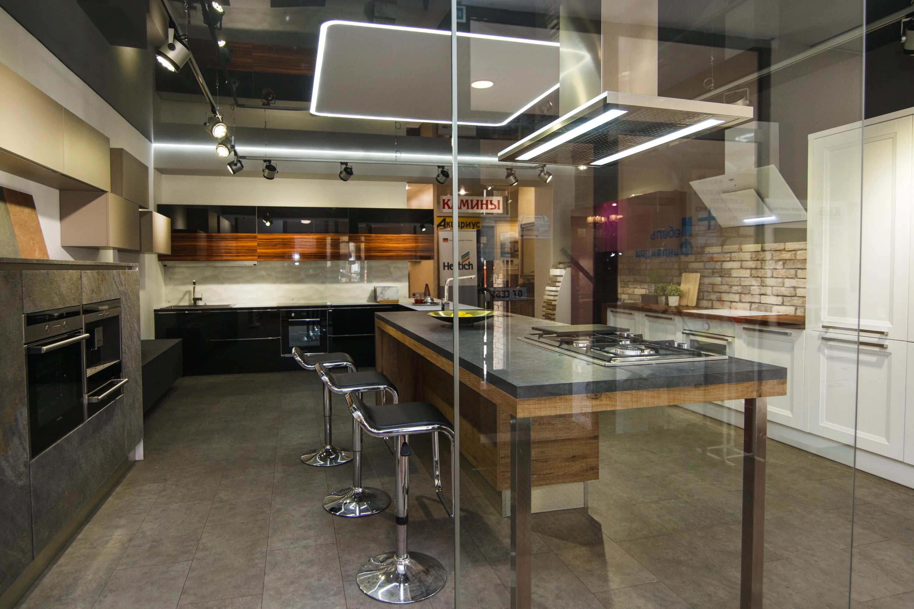 Кухонный салон фото Оформление кухни в салоне MebelVin.ru