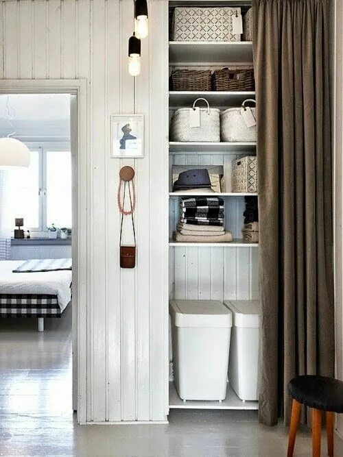 Кухонный шкаф со шторкой вместо двери фото Pin by Arquitrecos - Blog on Organização Diy closet doors, House design, Interio