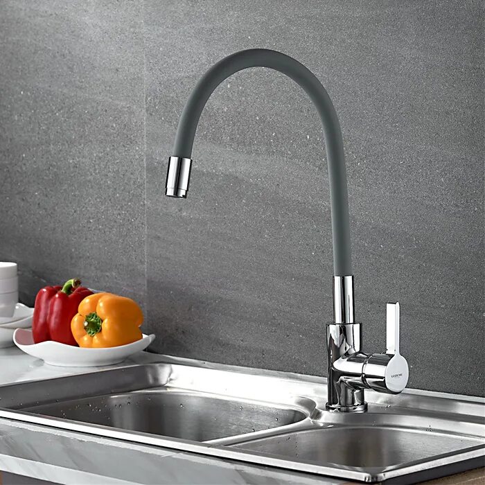 Кухонный смеситель фото цена Смеситель LEDEME L4898-5//1 Латунь, Силикон Гибкая подводка - купить по выгодным