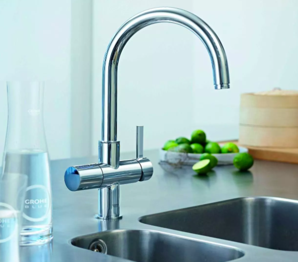 Кухонный смеситель фото цена Смесители для питьевой воды Grohe Blue - купить в Москве