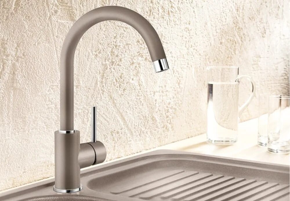 Кухонный смеситель фото цена Смеситель для кухни Blanco MIDA SILGRANIT 524207 серый беж по цене от 9660 рубле