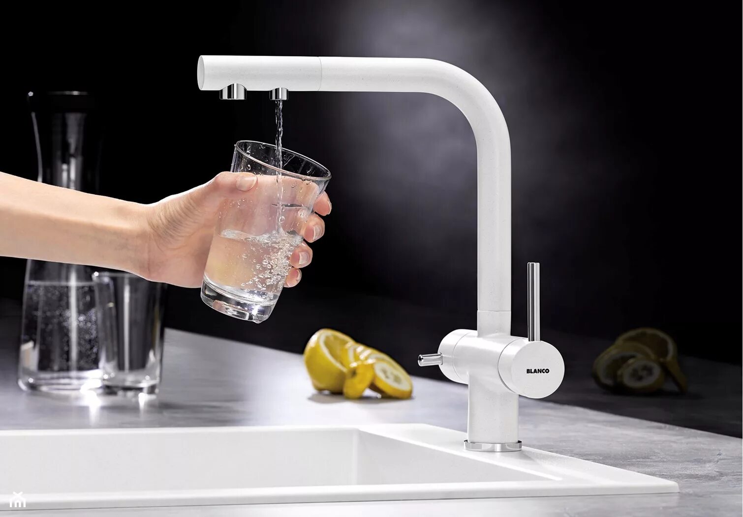 Кухонный смеситель с подключением питьевой воды Смеситель для кухни Blanco Fontas II 525141 белый купить в Москве в интернет-маг