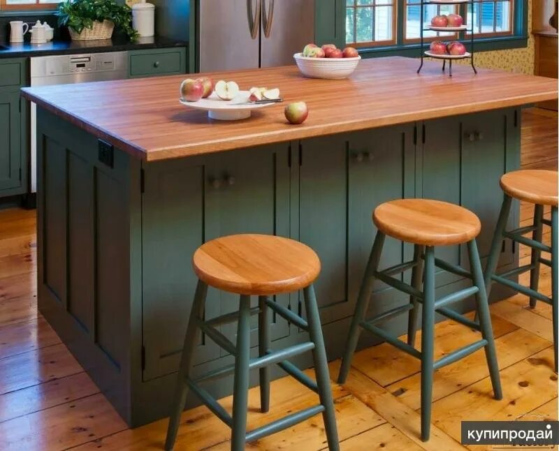 Кухонный стол остров фото Стол-остров из массива дерева в стиле Лофт. в Москве