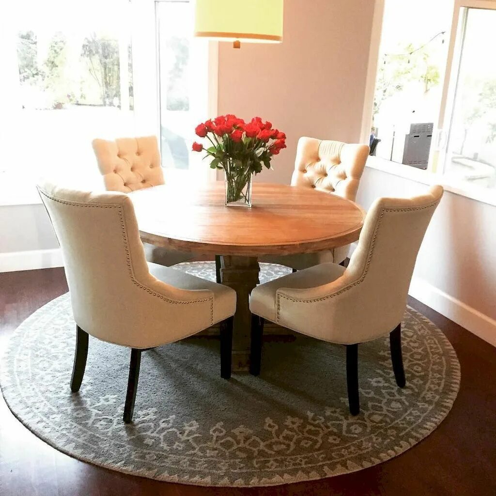 Кухонный стол со стульями в интерьере Round Dining Room Tables Decoration Ideas Home to Z Round dining room, Dining ro