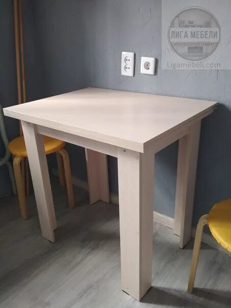 Кухонный стол светофор фото Стол из светофора кухонный