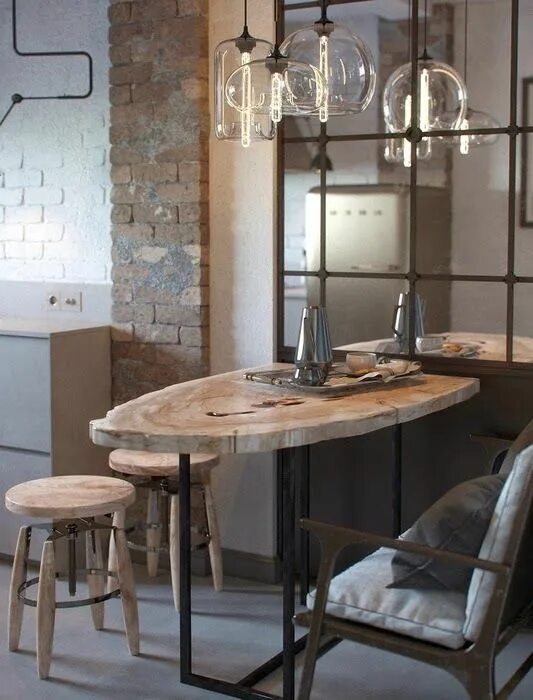 Кухонный стол в стиле лофт своими руками Pin by Проценко Мария on Appartement Small apartment kitchen, Apartment interior
