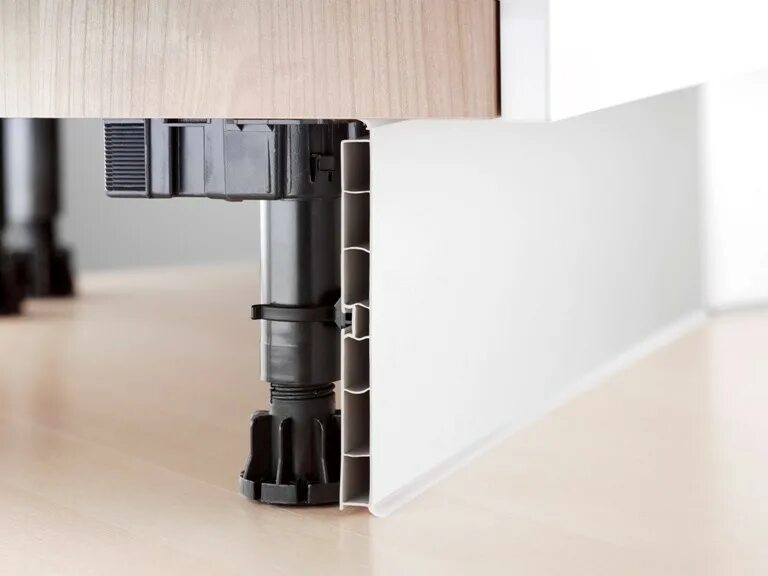 Кухонный цоколь фото Цоколь для кухни пластиковый, купить кухонный цоколь 100 мм недорого