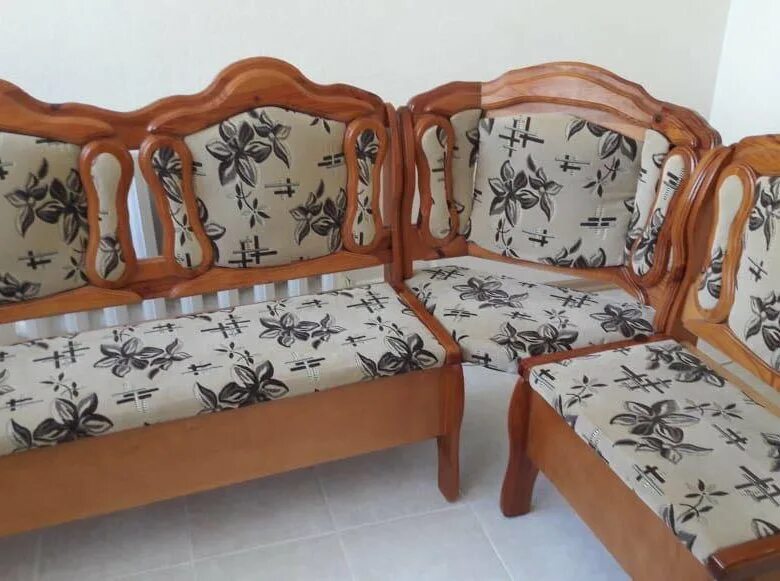 Кухонный уголок из дерева фото Кухонный уголок деревянный - купить в Сочи, цена 4 000 руб., продано 3 июня 2018