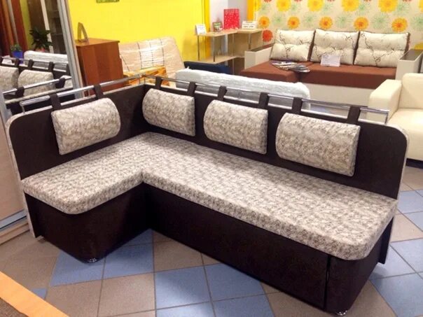 Кухонный уголок со спальным местом фото Кухонный уголок со спальным местом: обзор популярных моделей