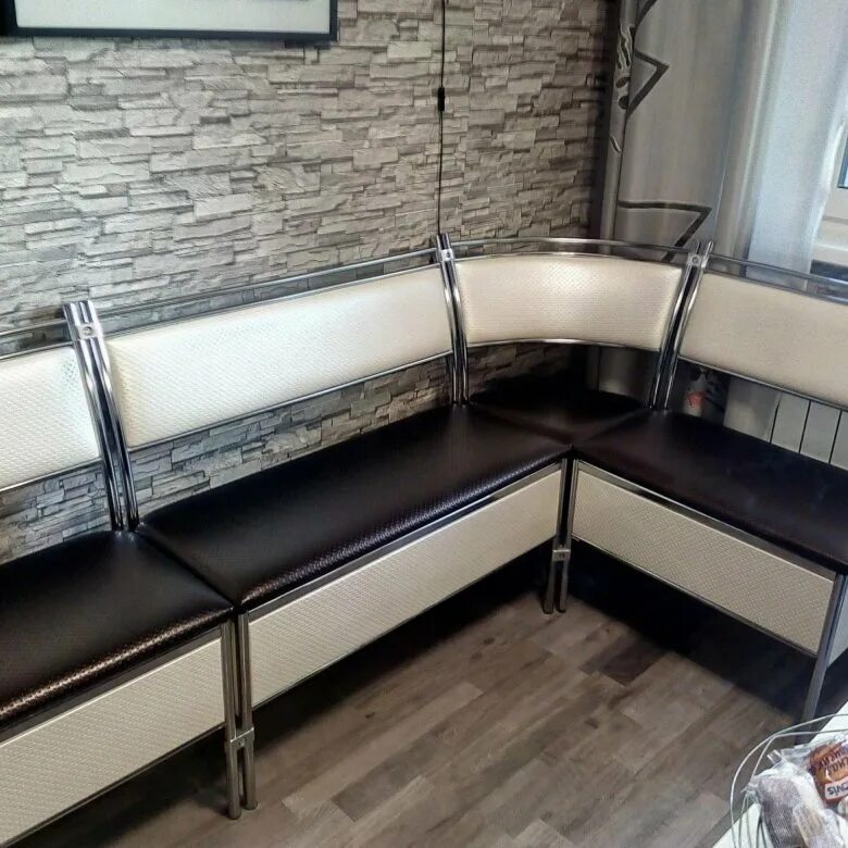 Кухонный уголок цена и фото Кухонный уголок - купить в Москве, цена 7 000 руб., продано 29 ноября 2018 - Кух