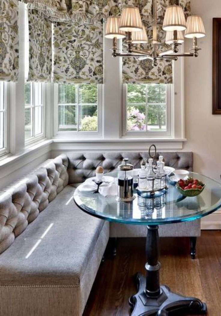 Кухонный уголок в интерьере Old Small Kitchen Breakfast Nook Grey Color Tufted Nook Round Shape Glass Table 