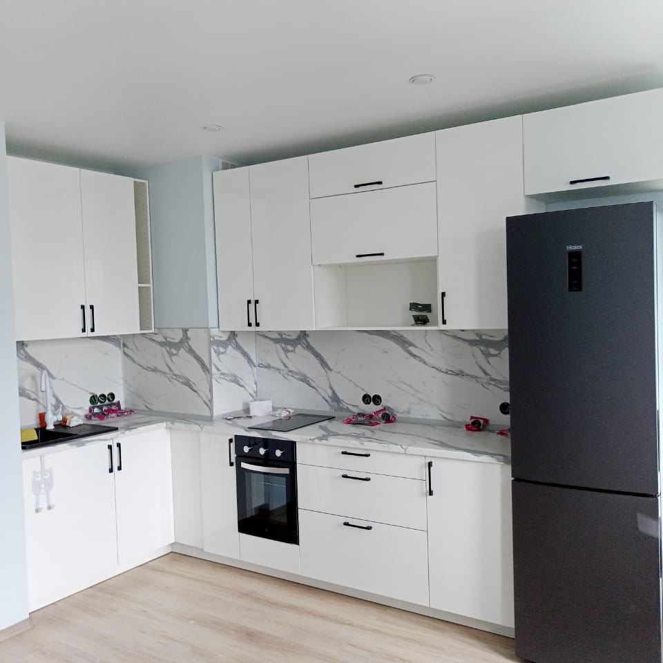 Кухонный завод новорощинская ул 4 фото Сборка и установка кухни Леруа Мерлен, Хофф, Икеа, Кухонный завод в СПб: цена, о