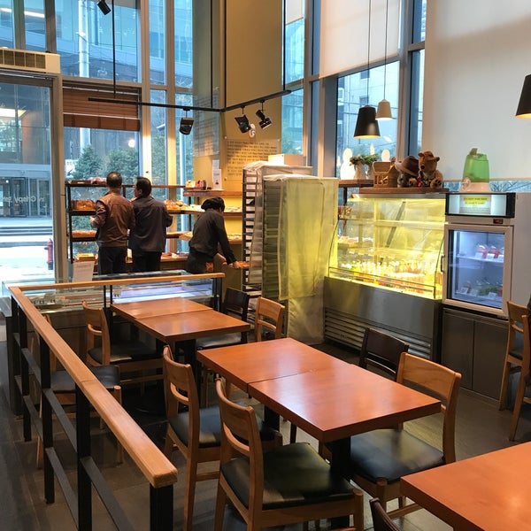 Кухонный завод ул ленинская слобода 19 фото Photos at It's crispy - 명동 - 중구 을지로5길 16