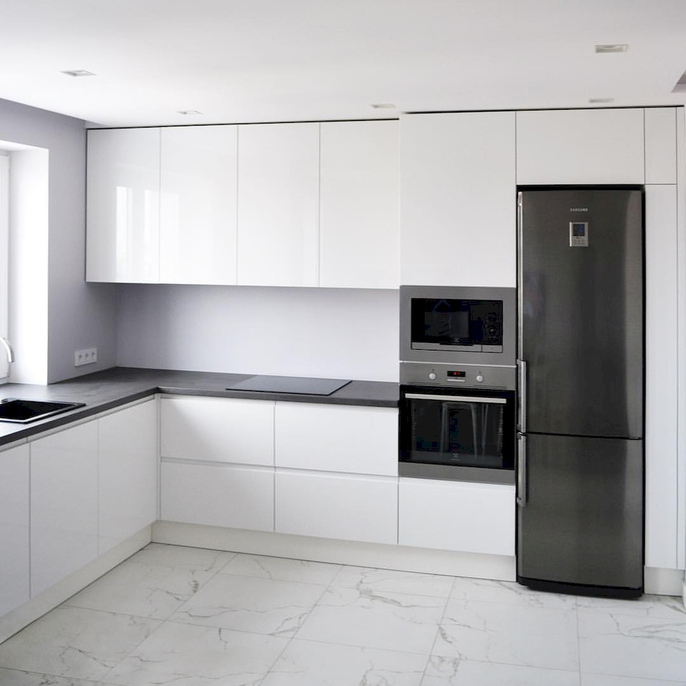 Кухоный гарнитур белый глянец фото Белая кухня из МДФ в эмали "Модель 937" - GILD Мебель