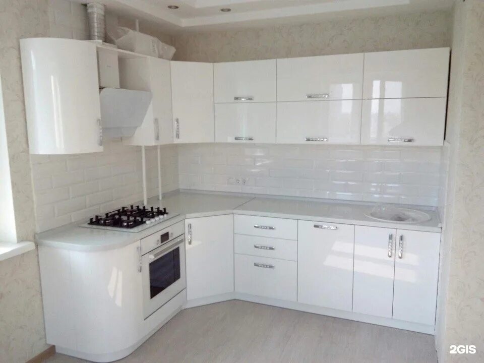 Кухоный гарнитур белый глянец фото Белая глянцевая кухня угловая - CormanStroy.ru