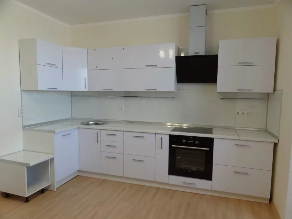 Кухоный гарнитур белый глянец фото Кухня угловая 18.02.2015