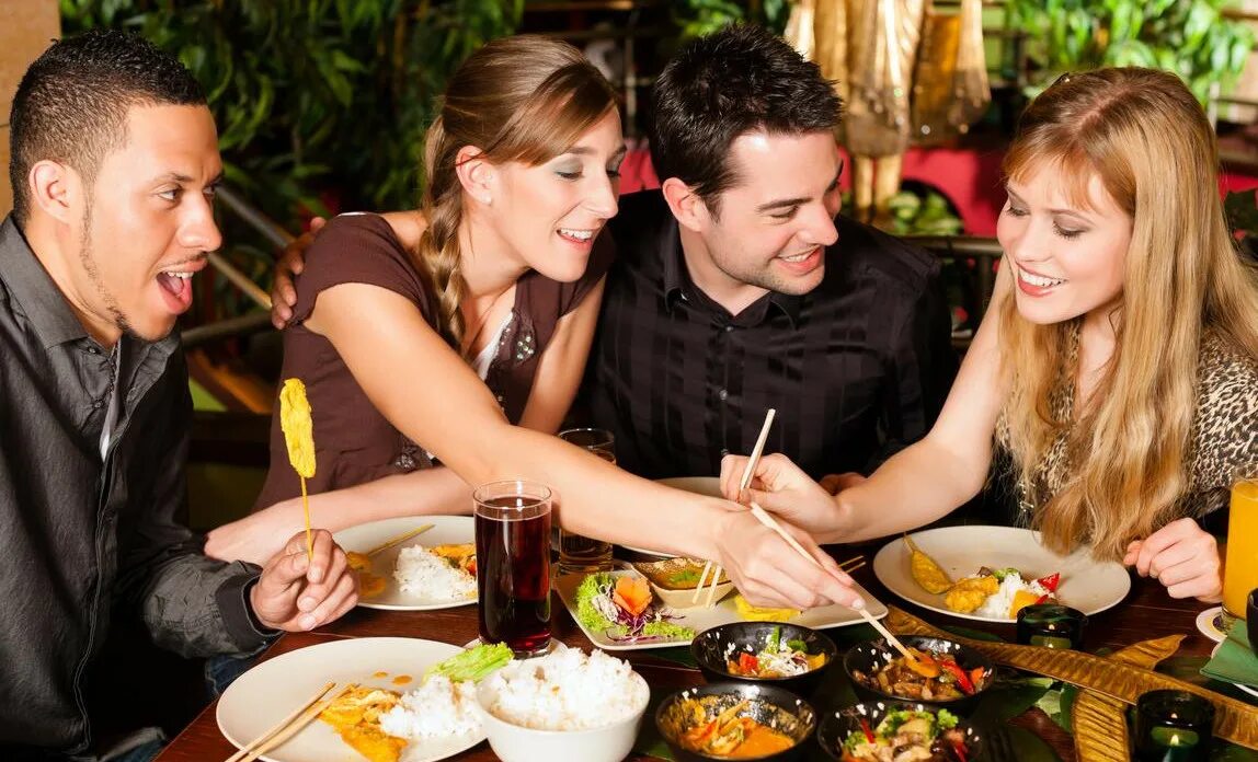 Кушать в ресторане фото Chinese catering legal issues Business Law Donut