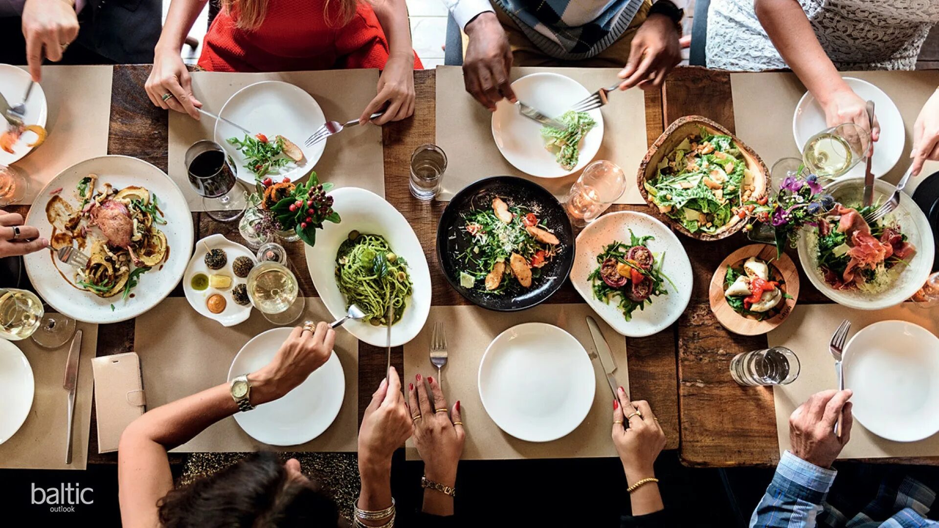 Кушать в ресторане фото Aвиабилеты в Копенгаген Pейсы в Kопенгаген с airBaltic