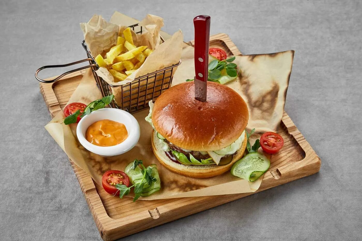 Кушай слушай ленинский просп 1 2 фото Бар Кушай Слушай на Ленинском проспекте: меню и цены, отзывы, адрес и фото - офи