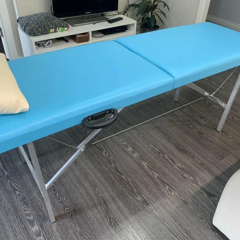 Кушетка для наращивания фото Кушетка для наращивания фото Кушетка для наращивания фото Кушетка для наращивания ресниц,косметологии,тату.. - купить в Щёлково, цена 3 20