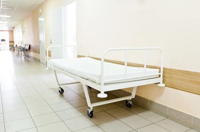 Кушетка в больнице фото Кушетка в больнице фото Кушетка в больнице фото В Мосгордуме предлагают создать вытрезвители при больницах МОЙ РАЙON