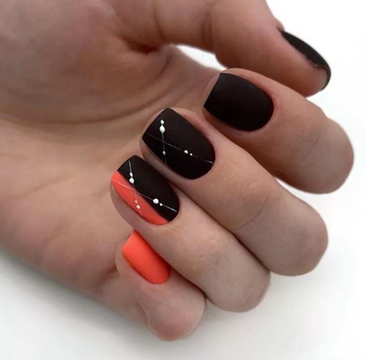 Квадрат маникюр черный с красными цветами Pin on unghii Square nail designs, Square nails, Manicure