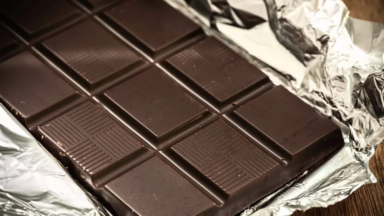 Квадрат шоколад фото The Healthiest Chocolate You Can Eat - YouTube