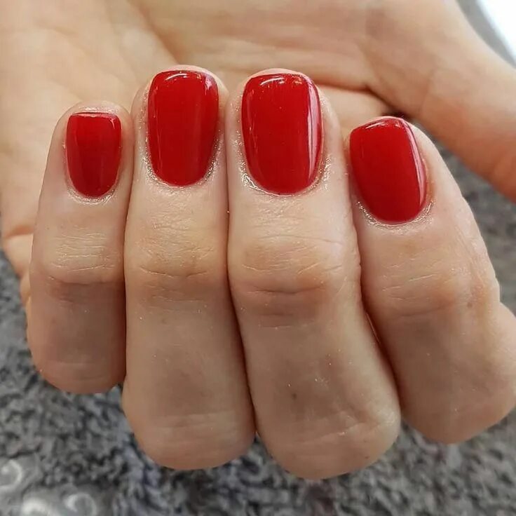 Квадратная форма ногтей красный маникюр Semi-permanent varnish, false nails, patches: which manicure to choose? in 2020 