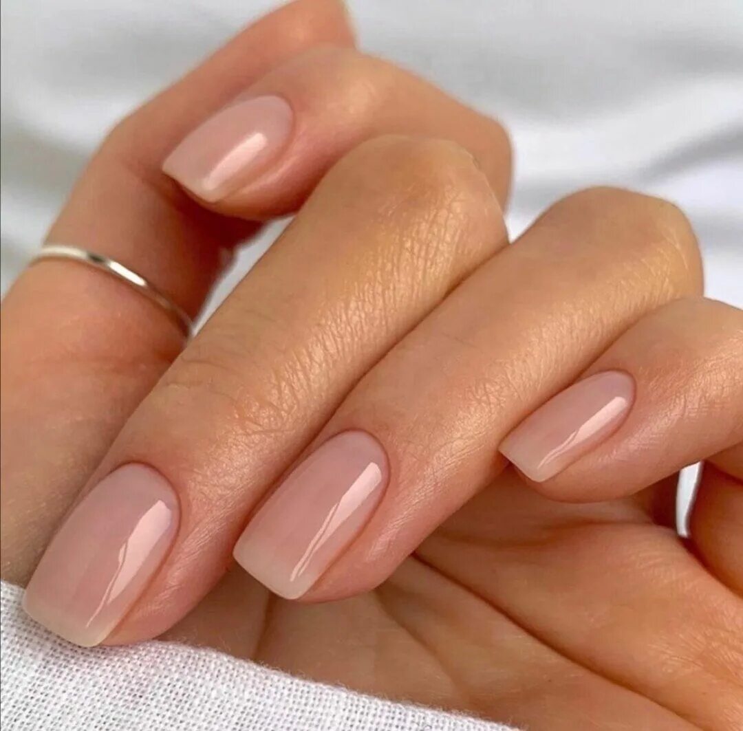 Квадратная форма ногтей нюдовый маникюр Work nails, Brown acrylic nails, Pretty nails