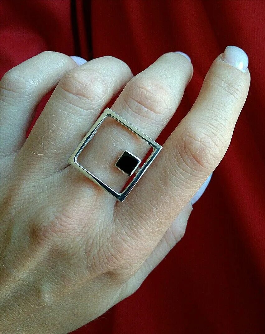 Квадратное кольцо фото Pin by Dina Соломина on ювелирка Jewelry, Flash drive, Usb flash drive