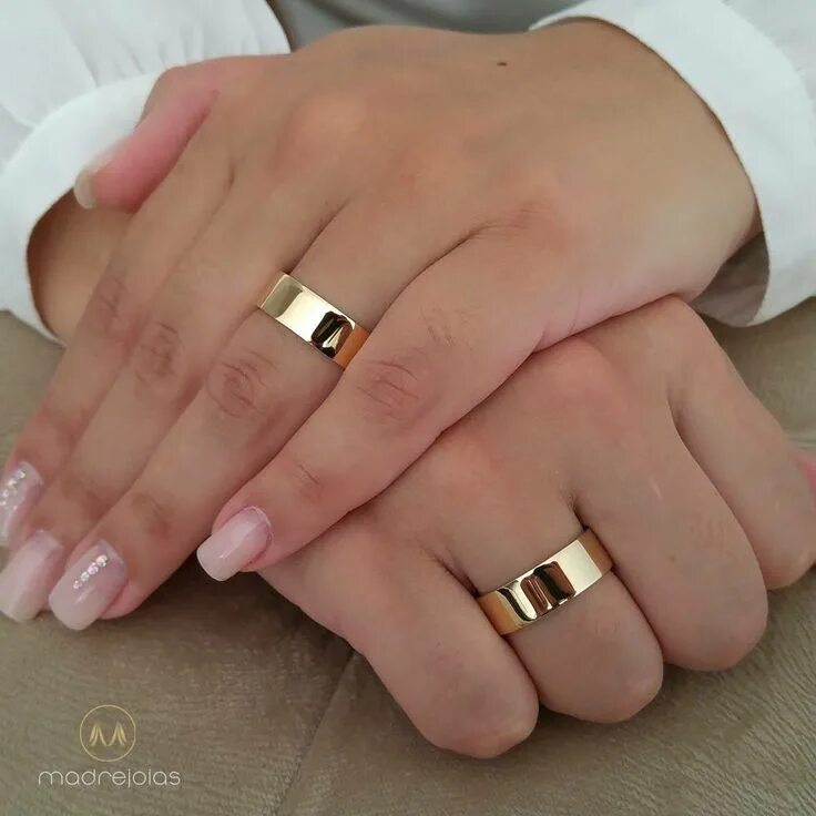 Квадратное обручальное кольцо фото Pin on aliança Classic wedding rings, Wedding ring bands, Couple wedding rings