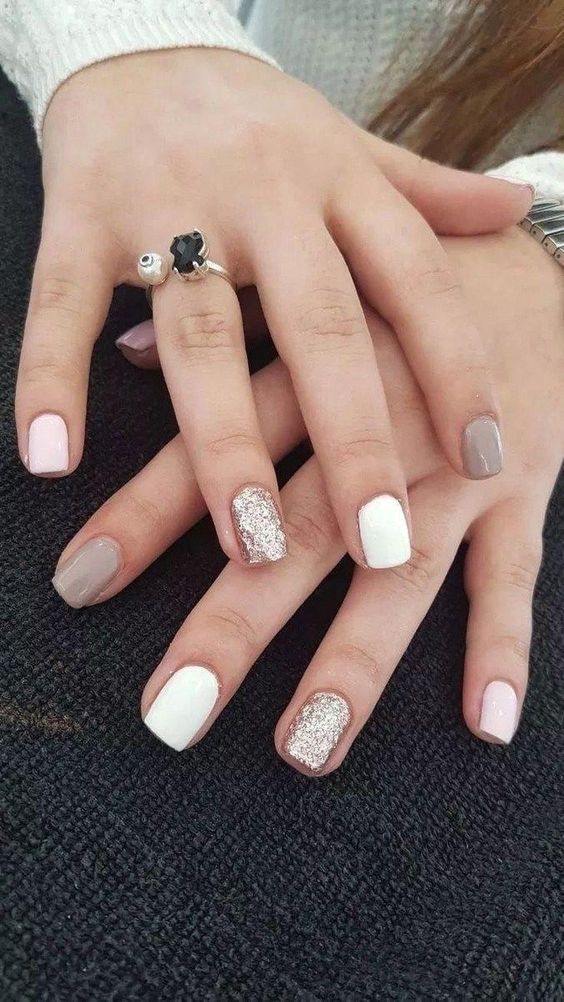 Квадратные маленькие ногти маникюр 45+ Ultra Trendy January Nails For 2022 Short acrylic nails designs, Short squar