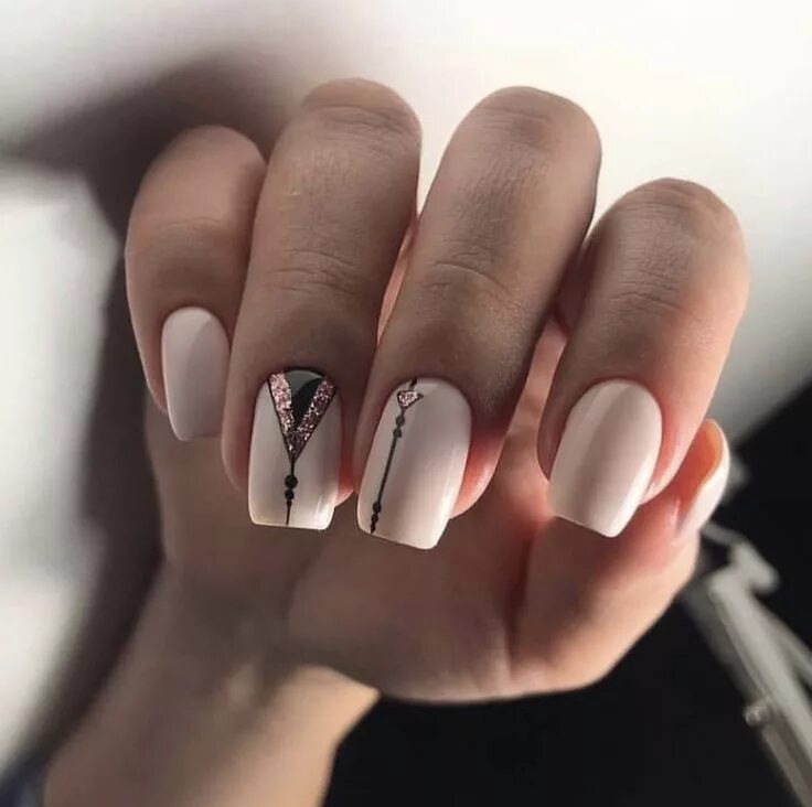 Квадратные ногти 2024 на короткие осенний маникюр Pin by Trai-Sea's Escape Spa on Nail Art Inspirations Short nail designs, Short 