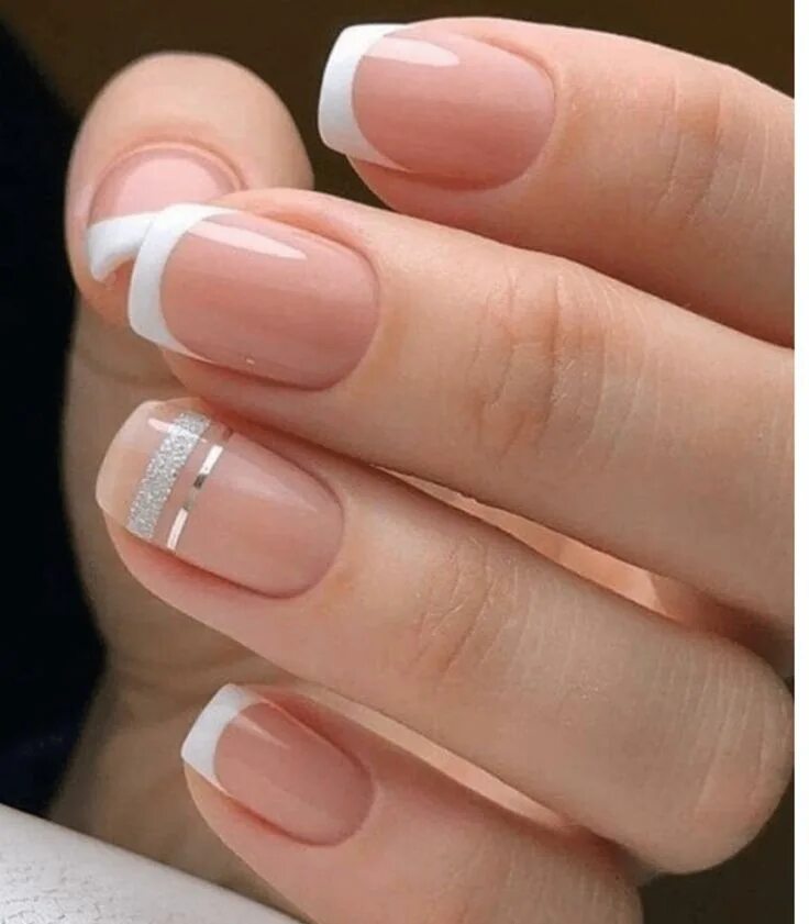 Квадратные ногти дизайн фото короткие френч La French manicure sta tornando di moda Unghie, Unghie idee, Unghie semplici ed 