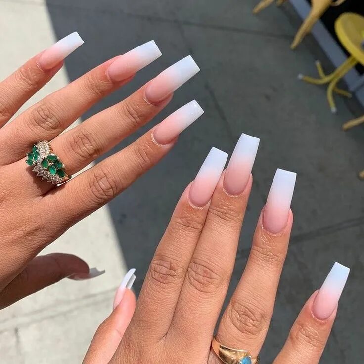 Квадратные ногти фото ♡ ; Pinterest : @ XOkikiiii Ombre acrylic nails, Long square acrylic nails, Blin