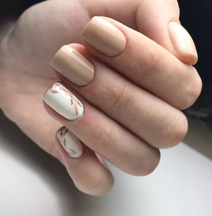 Квадратный бежевый маникюр Pin on Маникюр Manicure, Nail designs, Beautiful nail designs