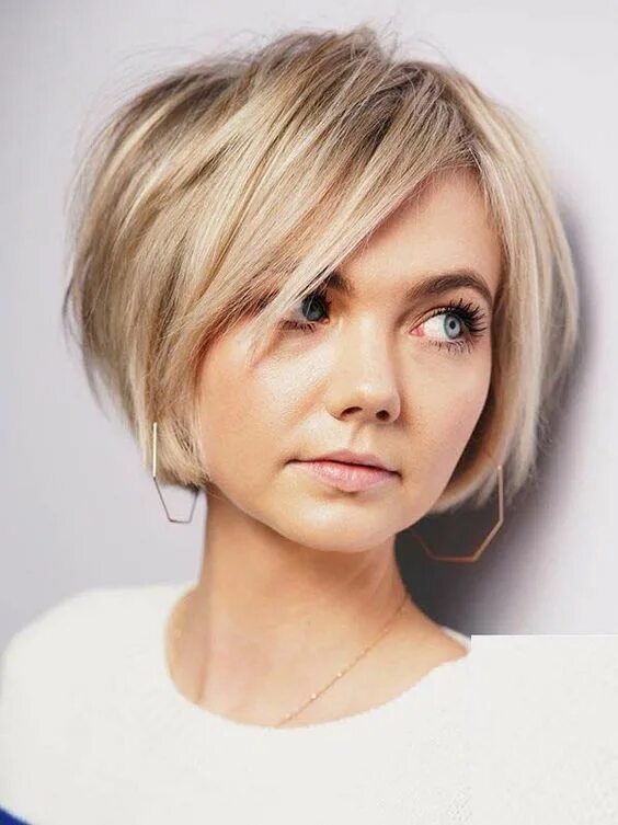 Квадратный боб стрижка фото 49 CUTE SHORT BOB HAIRSTYLES TO TRY 2020 - Page 18 of 31 - Inspired Beauty Corte