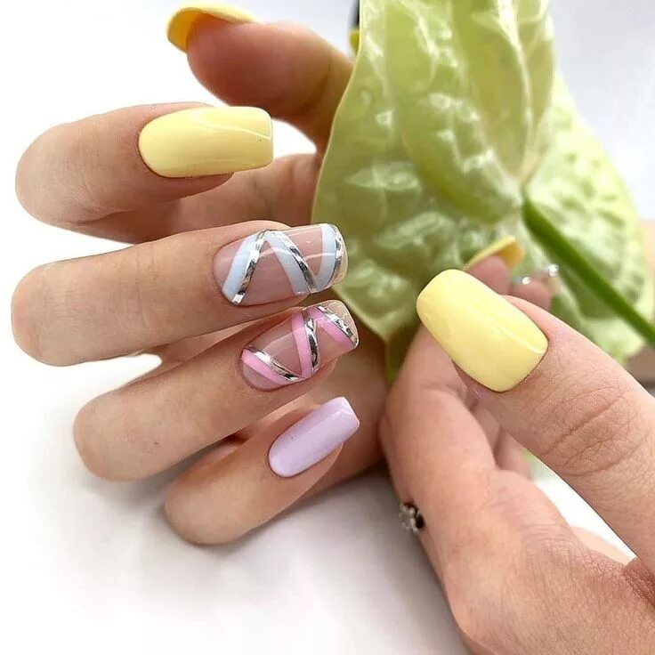 Квадратный летний маникюр Precious spring manicure Manicure, Nail art, Nails