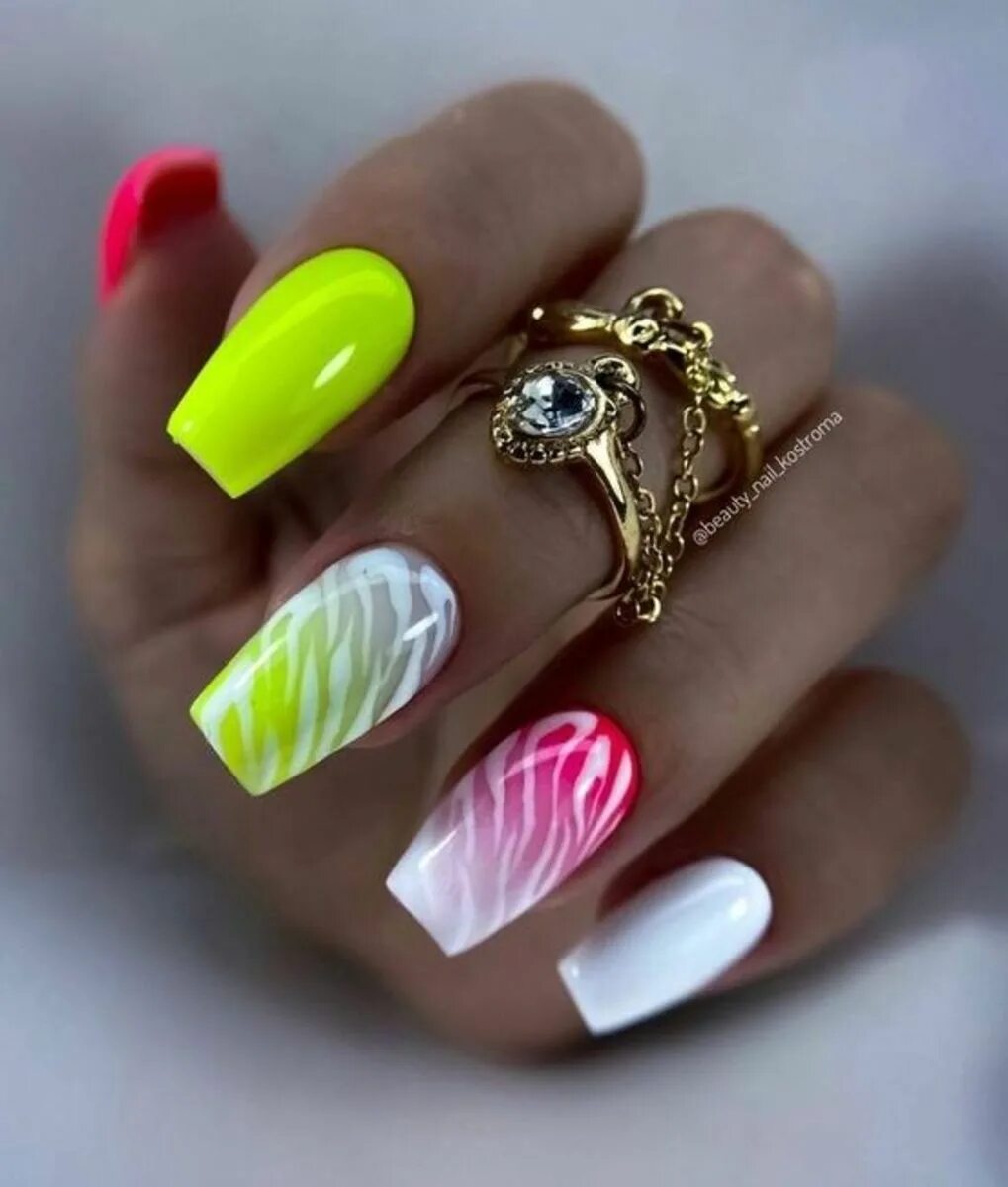 Квадратный маникюр дизайн 2024 лето 65+ Bright Color Nail Art Designs for Summer Gel nails, Nail art, Neon acrylic n