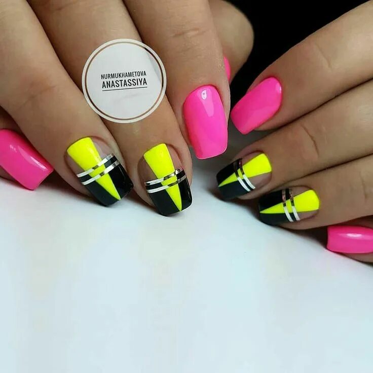 Квадратный маникюр дизайн яркий Pin on Nails Nails, Nail art photos, Nail art hacks