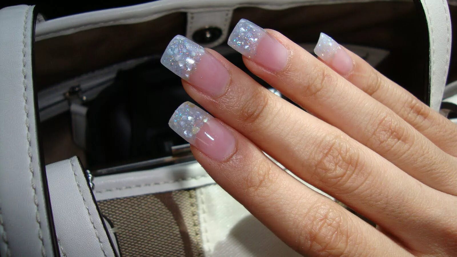 Квадратный маникюр френч блестящий Acrylic glitter French manicure acrylic nails, French tip acrylic nails, Glitter