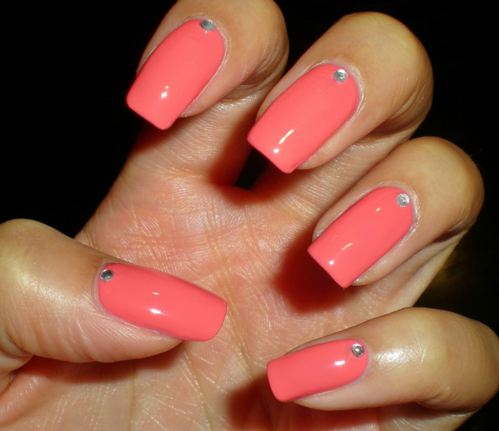 Квадратный маникюр коралловый Trendy manikúra na rok 2019 - gelove nechty Bright coral nails, Coral nails, Ins