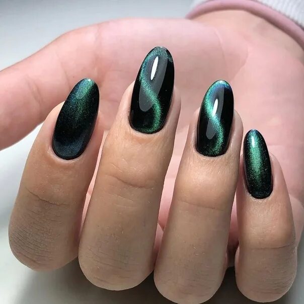 Квадратный маникюр кошачий глаз #Вайз #маникюр #ногти #кошачий #глаз #manicure #nails #cat's #eye 2022 Немного р
