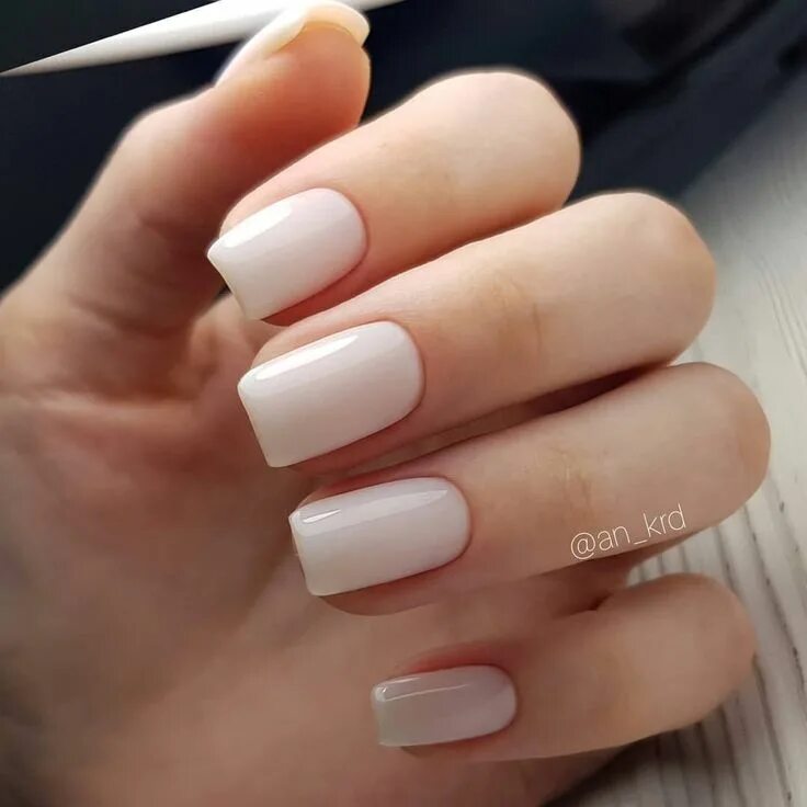 Квадратный маникюр молочного цвета Blush pink manicure #nails #nail #nailart #nailpolish Oje fikirleri, Tırnak fiki